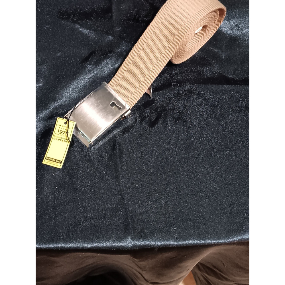 Vintage tan members only belt